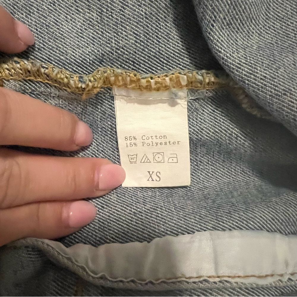 Distressed Jean Jacket - Picture 6 of 8